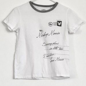Uniqlo Disney Tshirt
